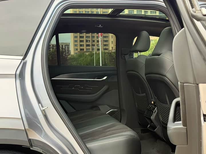 Geely Xingyue L 2.0 TD High-Power AT
