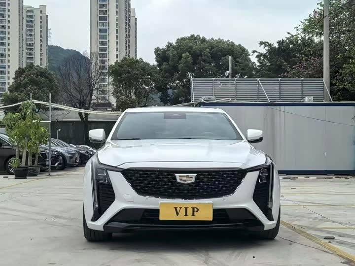 Cadillac CT5 28T Platinum
