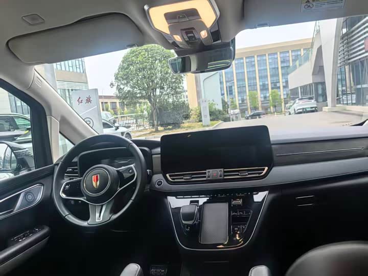 Hongqi HQ9