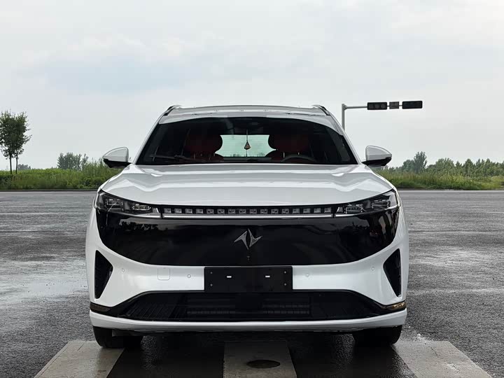 Dongfeng eπ008 210 Max EREV 6-Seater