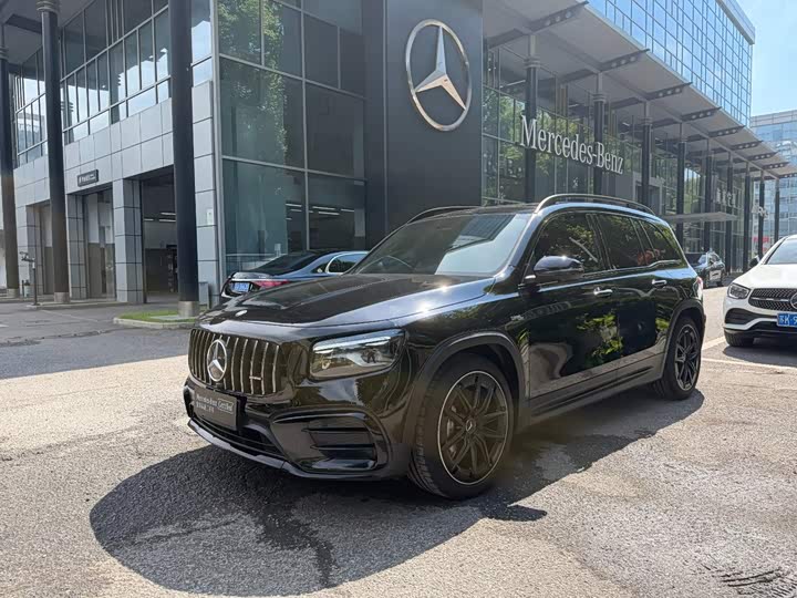 Mercedes-Benz AMG GLB 35 4MATIC