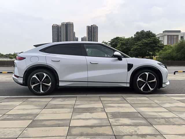 BYD Song L