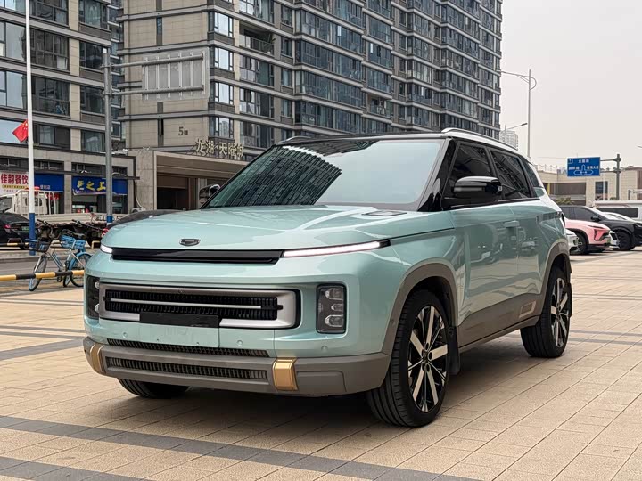 Geely ICON