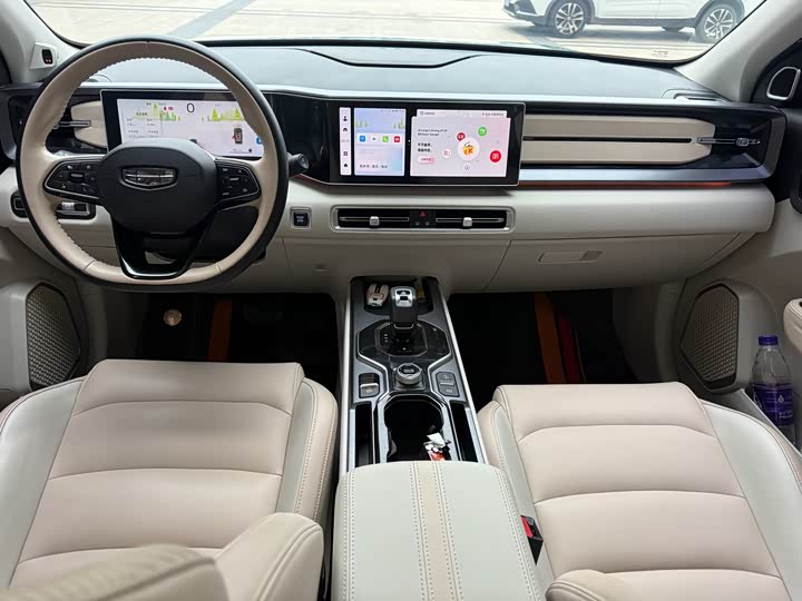 Geely ICON