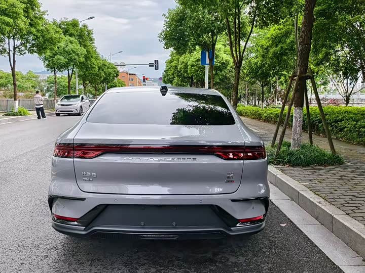 BYD Han DM-i 125 km LiDAR Smart Drive