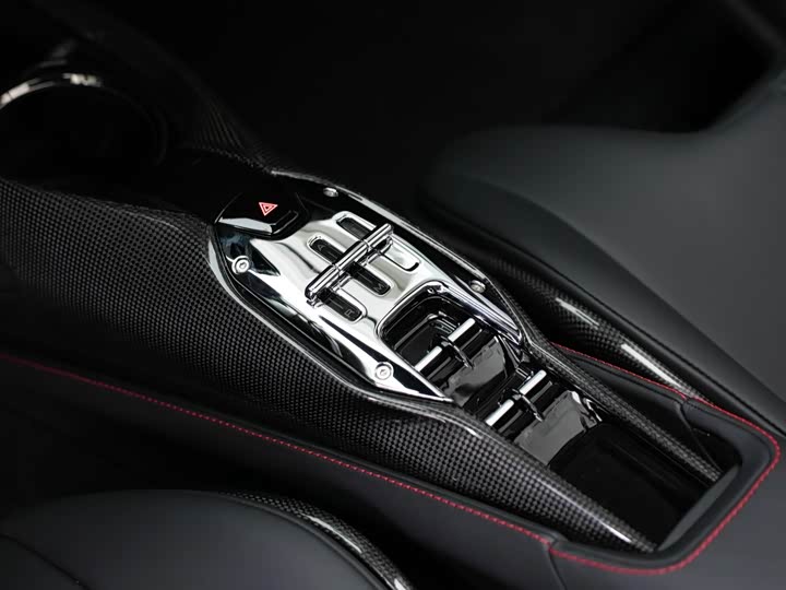 Ferrari SF90 Spider