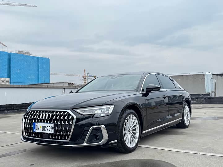 Audi A8L 45 TFSI quattro Luxury