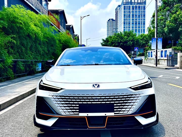 Changan UNI-V