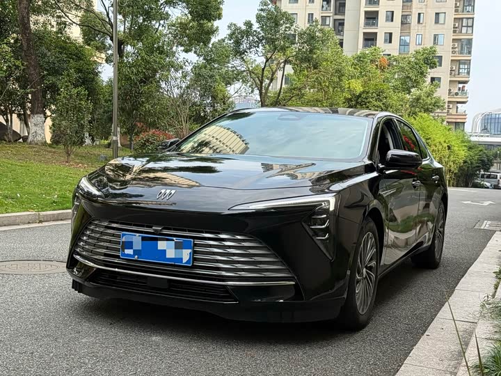 Buick La Crosse 28T Yuezun