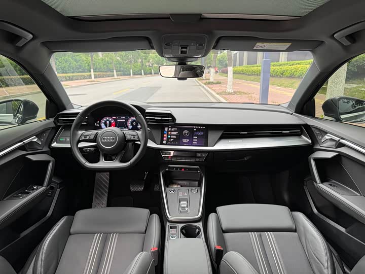 Audi A3L Limousine 35 TFSI Sport