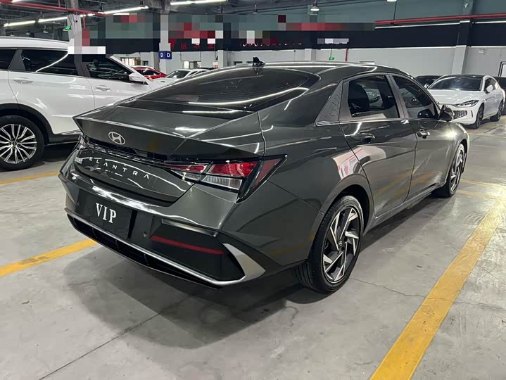 Beijing Hyundai Elantra 1.5 CVT GLS Leading