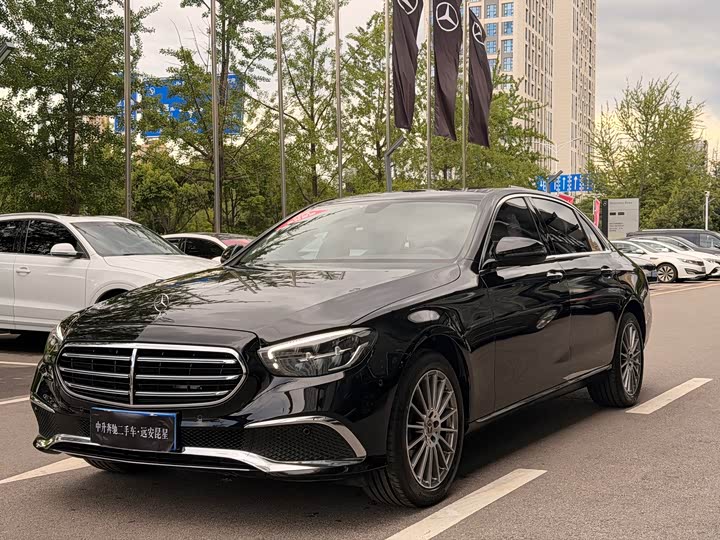 Mercedes-Benz E-Class E 260 L