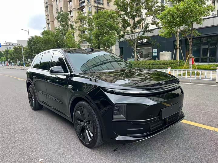 Li Auto L6