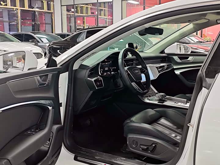 Audi A7 40 TFSI Luxury