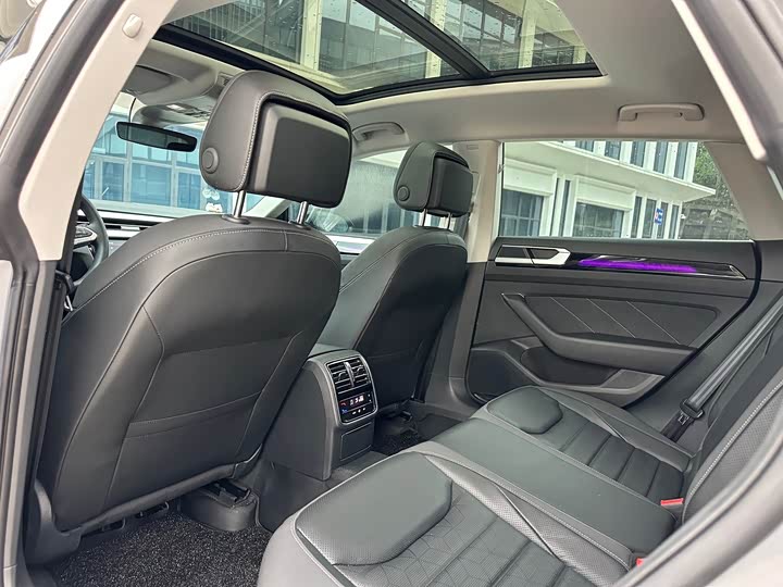 Volkswagen FAW-Volkswagen CC Shooting Brake