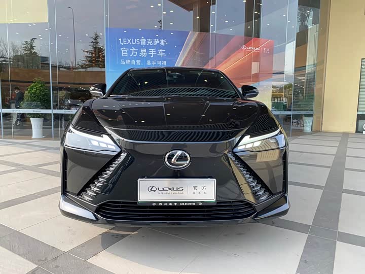 Lexus RZ