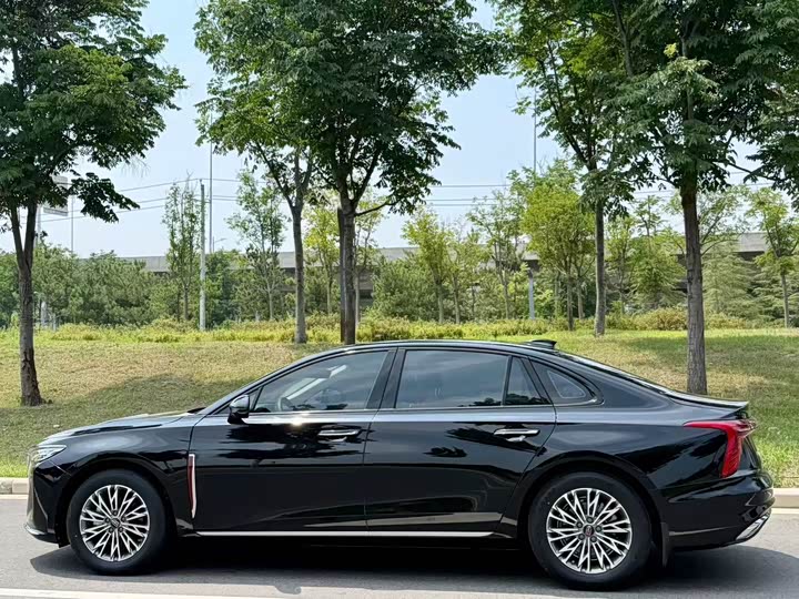 Hongqi H5