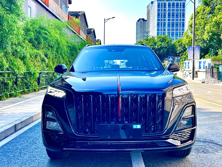 Hongqi HS5