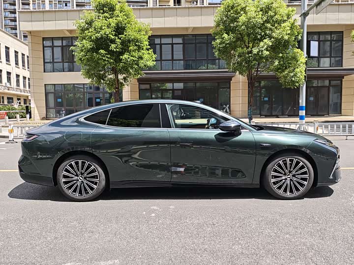Geely Galaxy Xingyao 8 130 km EM-P Starship