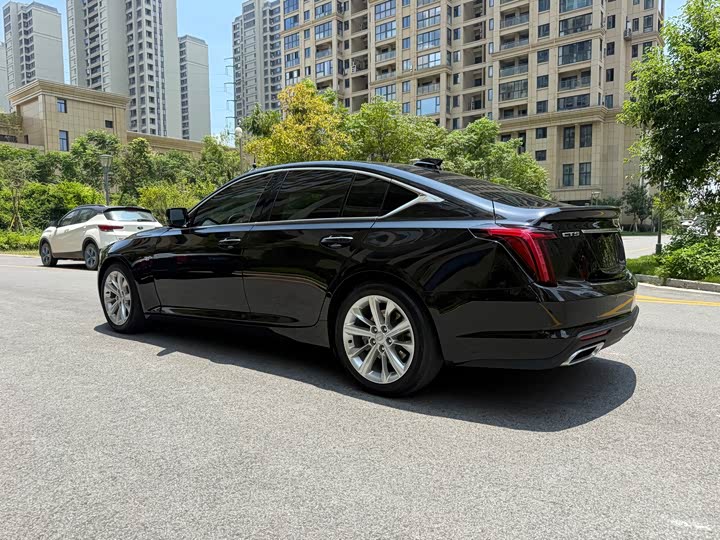 Cadillac CT5 28T Luxury Pro