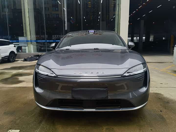 Luxeed Luxeed R7