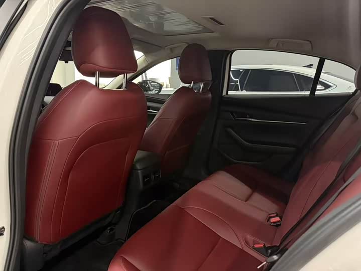 Mazda 3 Axela