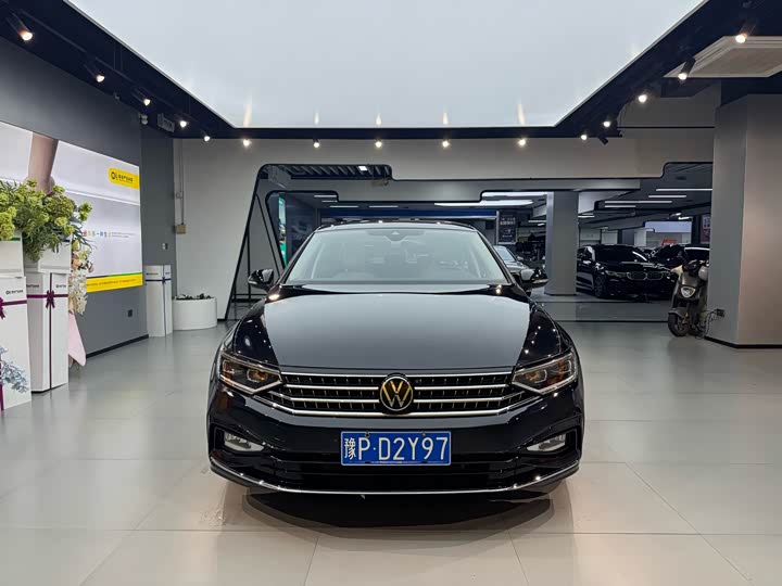 Volkswagen Magotan 2-Million Edition