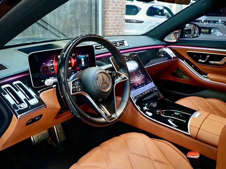 Mercedes-Maybach 
