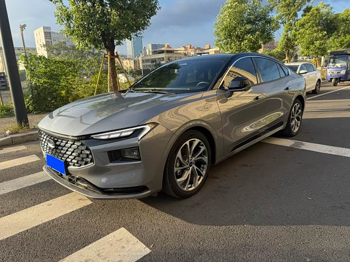 Ford Mondeo Eco Boost 245 Zhizun