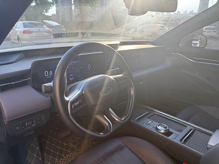 Ford Mondeo Eco Boost 245 Zhizun