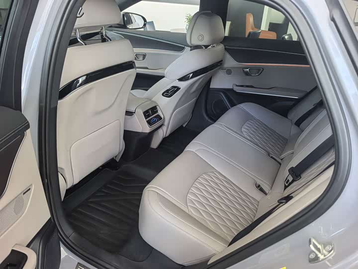 BYD Han