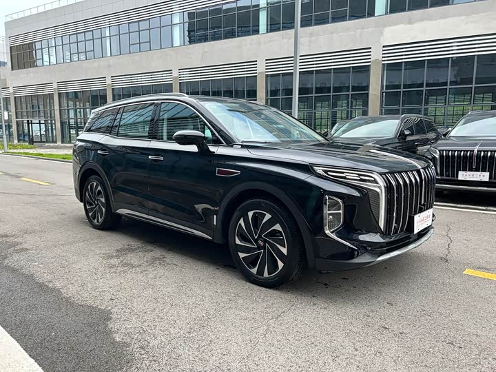 Hongqi HS7