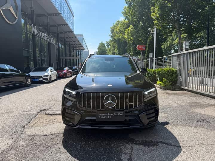 Mercedes-Benz AMG GLB 35 4MATIC