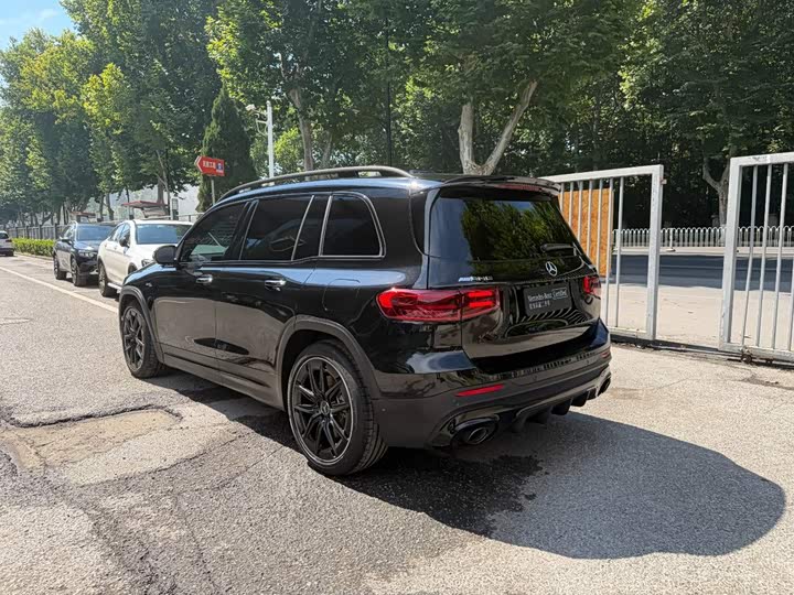 Mercedes-Benz AMG GLB 35 4MATIC