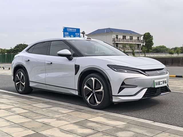 BYD Song L