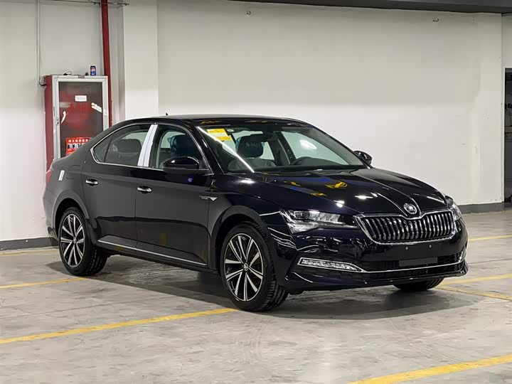 Volkswagen Skoda Superb TSI280 DSG Premium