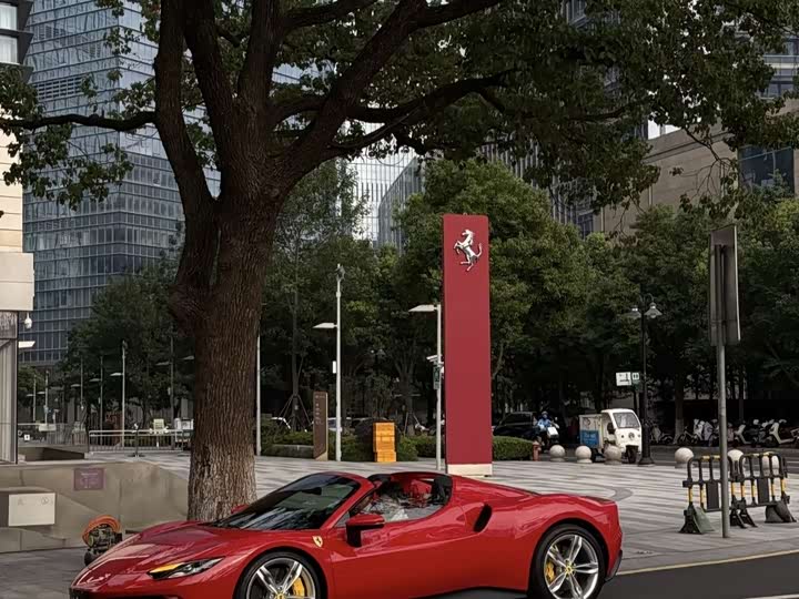 Ferrari 296 GTS