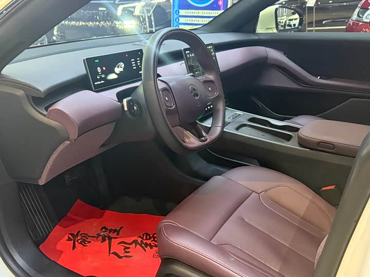 Nio ET5T