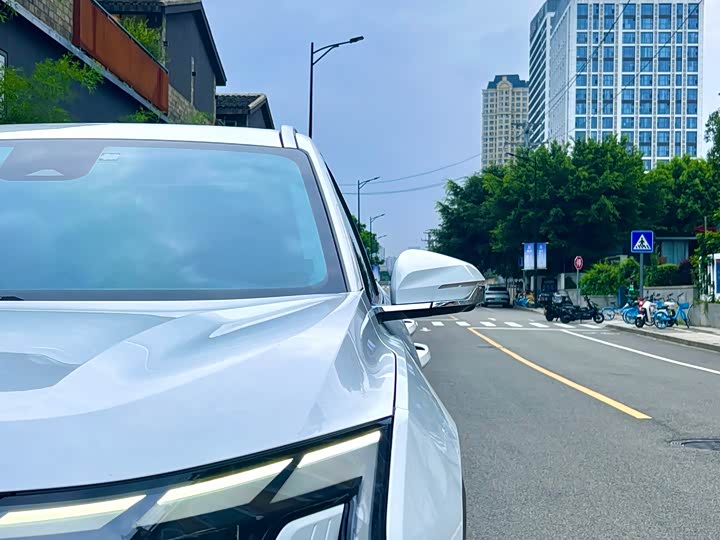 Geely Boyue L