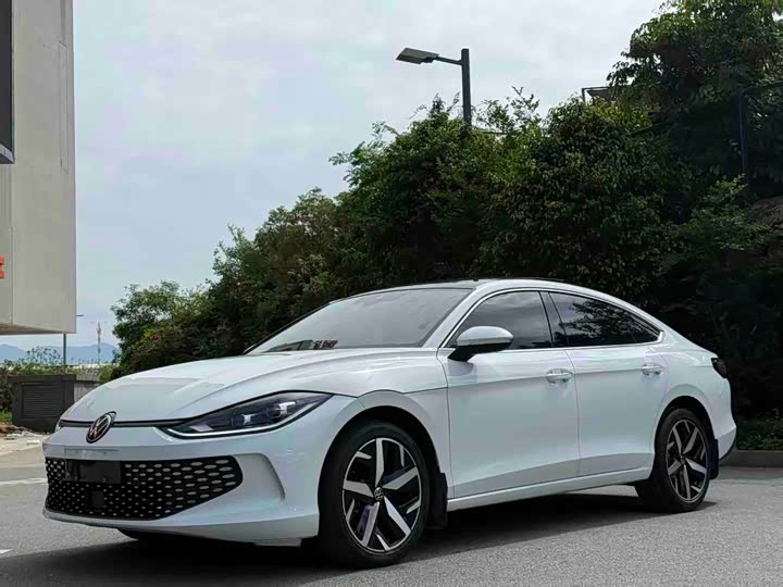 Volkswagen Lamando L
