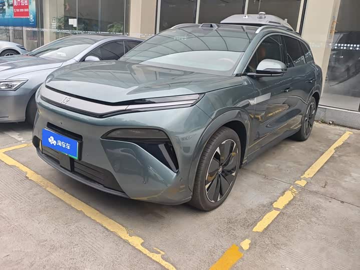 BYD Tang L DM 175 km Drone Player