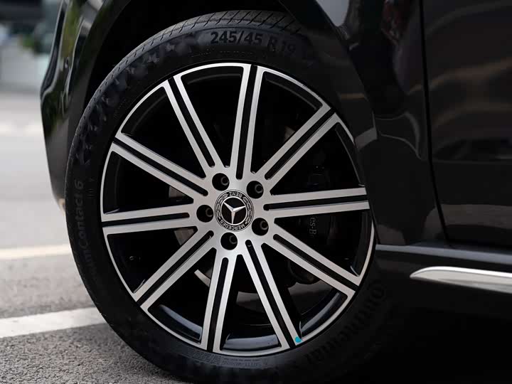 Mercedes-Benz V-Class V 260 L LWB Luxury