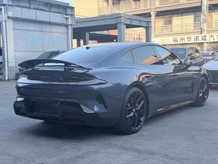 Xiaomi SU7