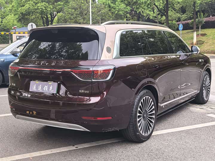 Aito M9 EREV Ultra 52 kWh 5-Seater (192-Line LiDAR)