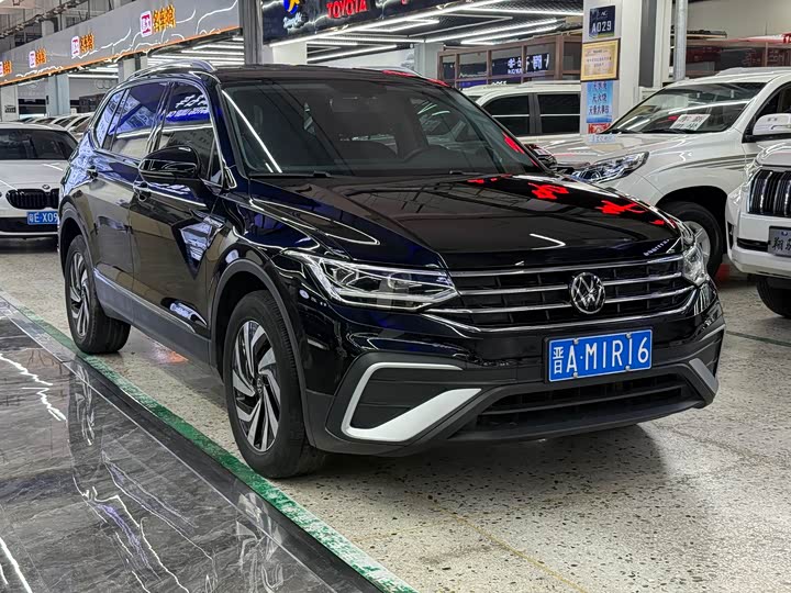 Volkswagen Tiguan L
