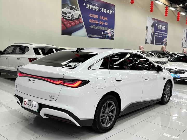 BYD Seal 06
