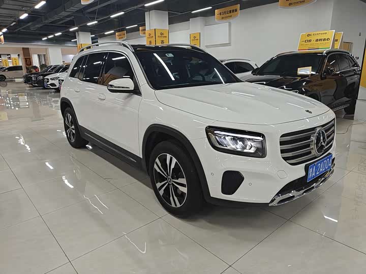 Mercedes-Benz GLB 200 Fashion