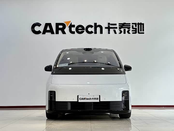 Li Auto MEGA Home Family Special Edition