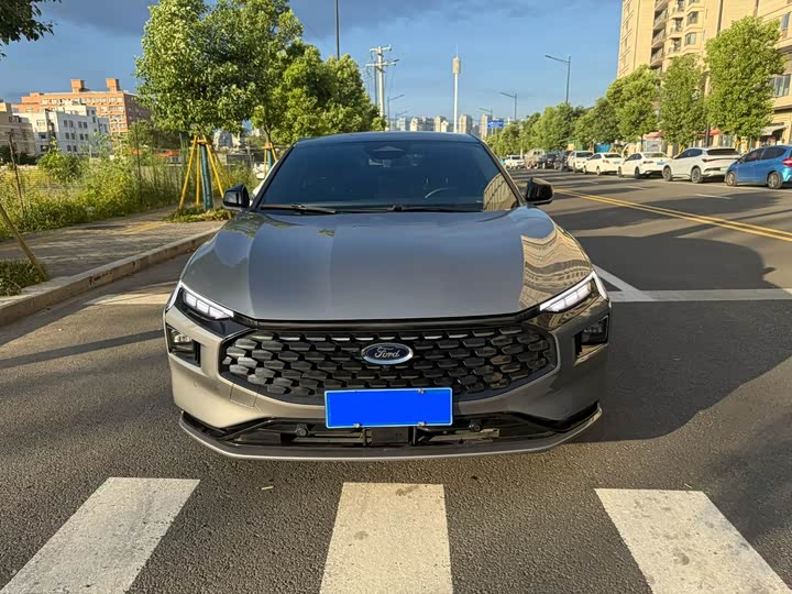 Ford Mondeo Eco Boost 245 Zhizun