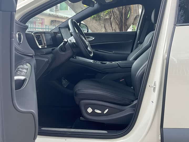 BYD Sea Lion 06 DM-i 205 Linghang Plus